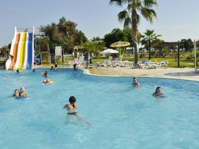 Hotell Club Serena 3*