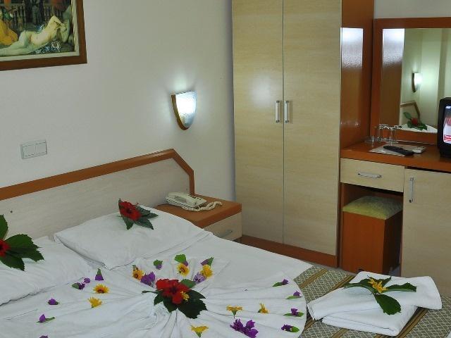 Hotell Club Serena
